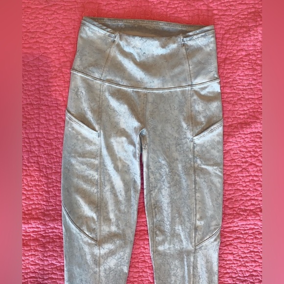 Lululemon Leggings - Picture 9 of 11